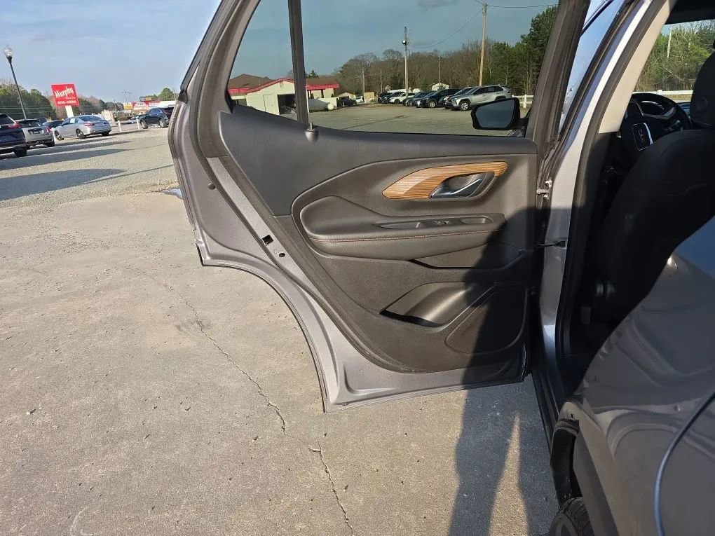 Used 2018 GMC Terrain SLE image 40