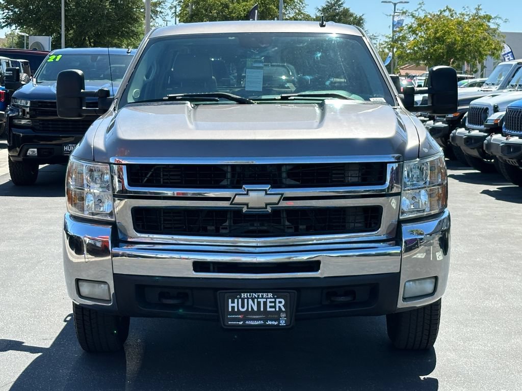 Used 2008 Chevrolet Silverado 2500 LT w/ 1LT Convenience Package AWD/4WD image 12