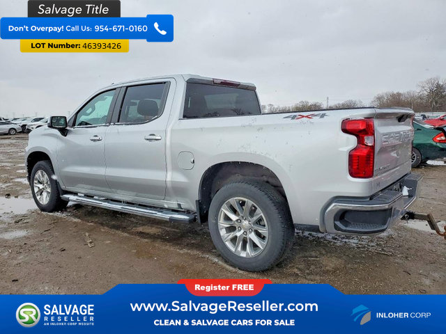 Used 2021 Chevrolet Silverado 1500 LT AWD/4WD image 3