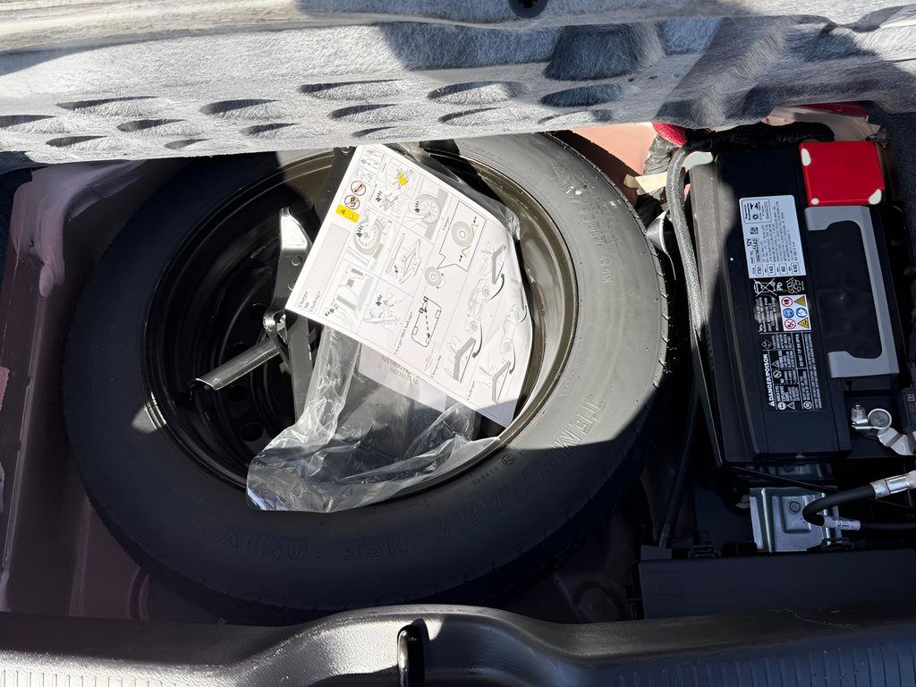 Used 2022 Dodge Charger SXT image 31