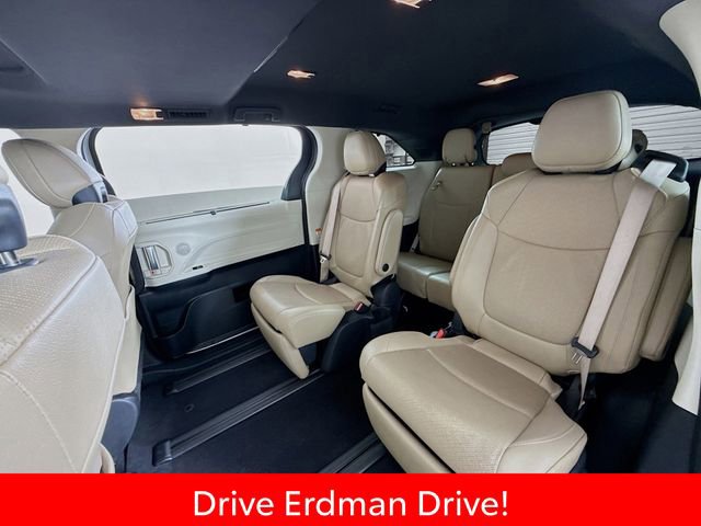 Certified 2023 Toyota Sienna Limited FWD image 8