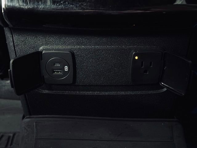 Used 2022 Lincoln Aviator Reserve w/ Elements Package Plus image 26