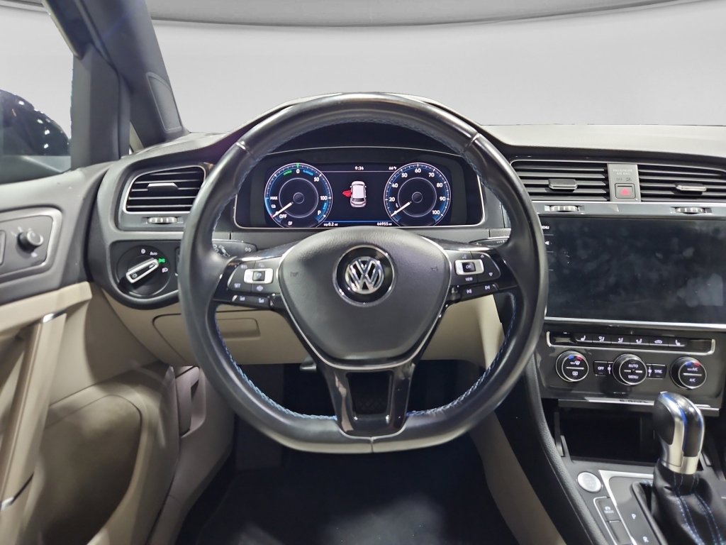Used 2019 Volkswagen e-Golf SEL Premium image 7