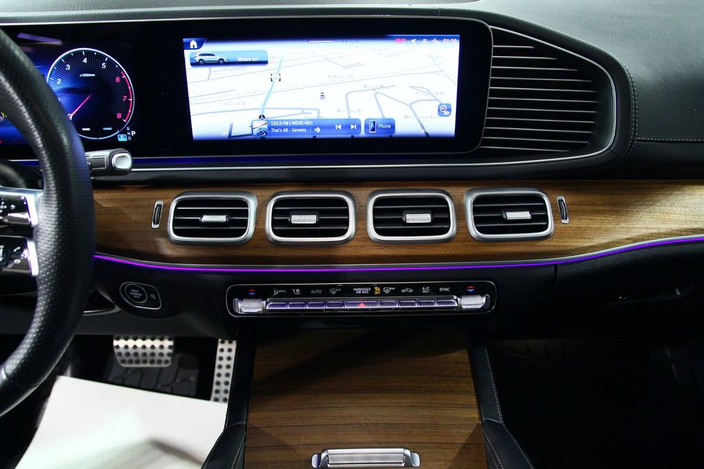 Certified 2025 Mercedes-Benz GLS 450 4MATIC image 21