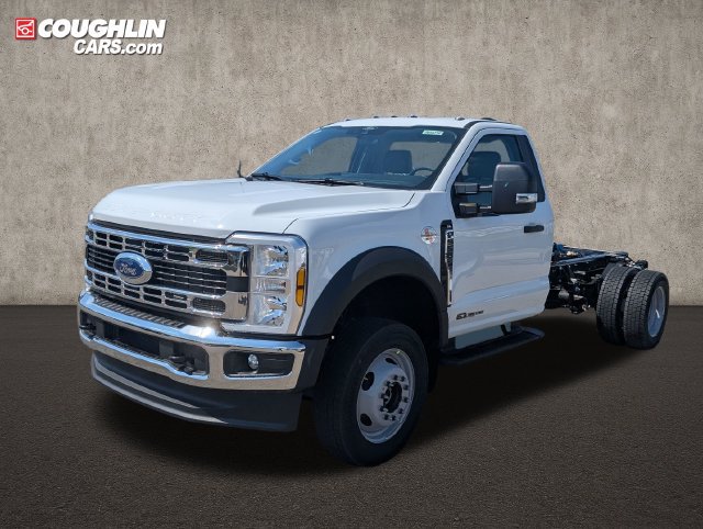 New 2026 Ford F550 4x4 Regular Cab Super Duty image 3