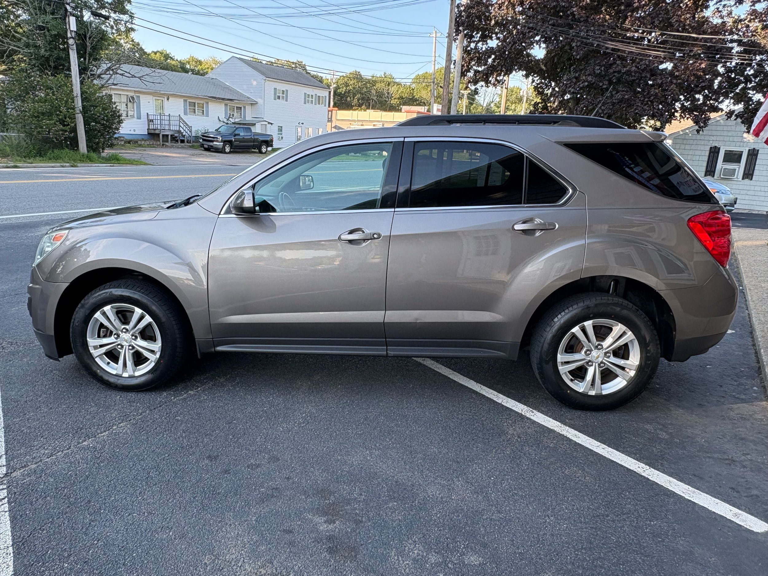 Used 2012 Chevrolet Equinox LT w/ Driver Convenience Package AWD/4WD image 8