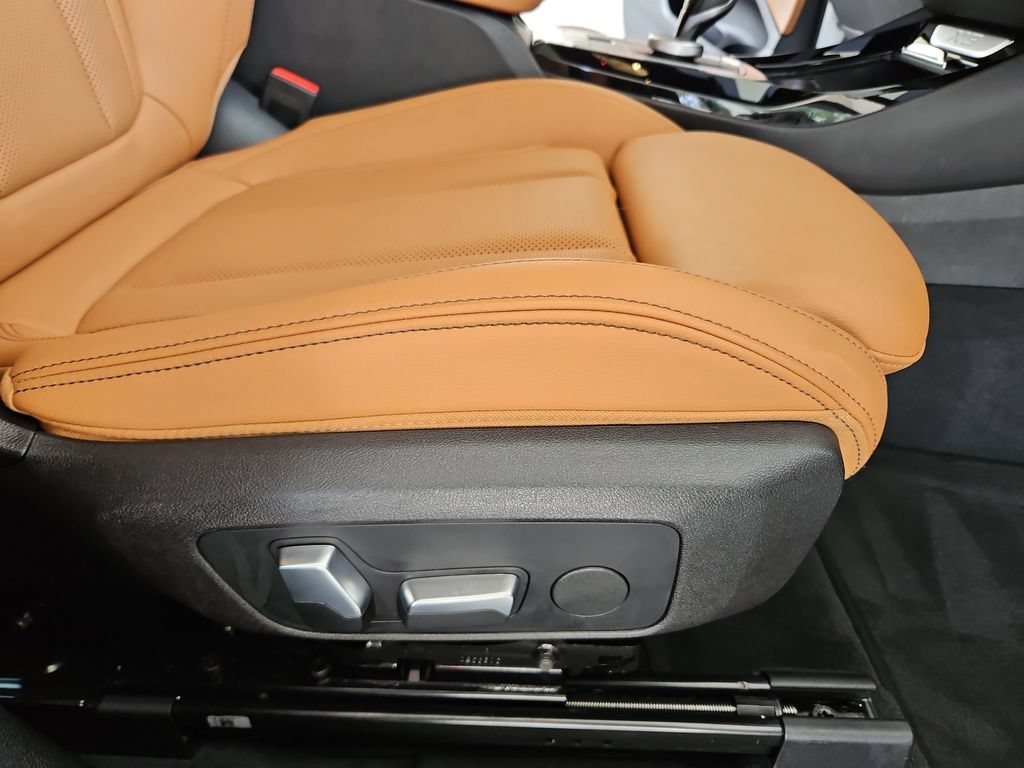 Used 2023 BMW X3 xDrive30i w/ Convenience Package AWD/4WD image 28