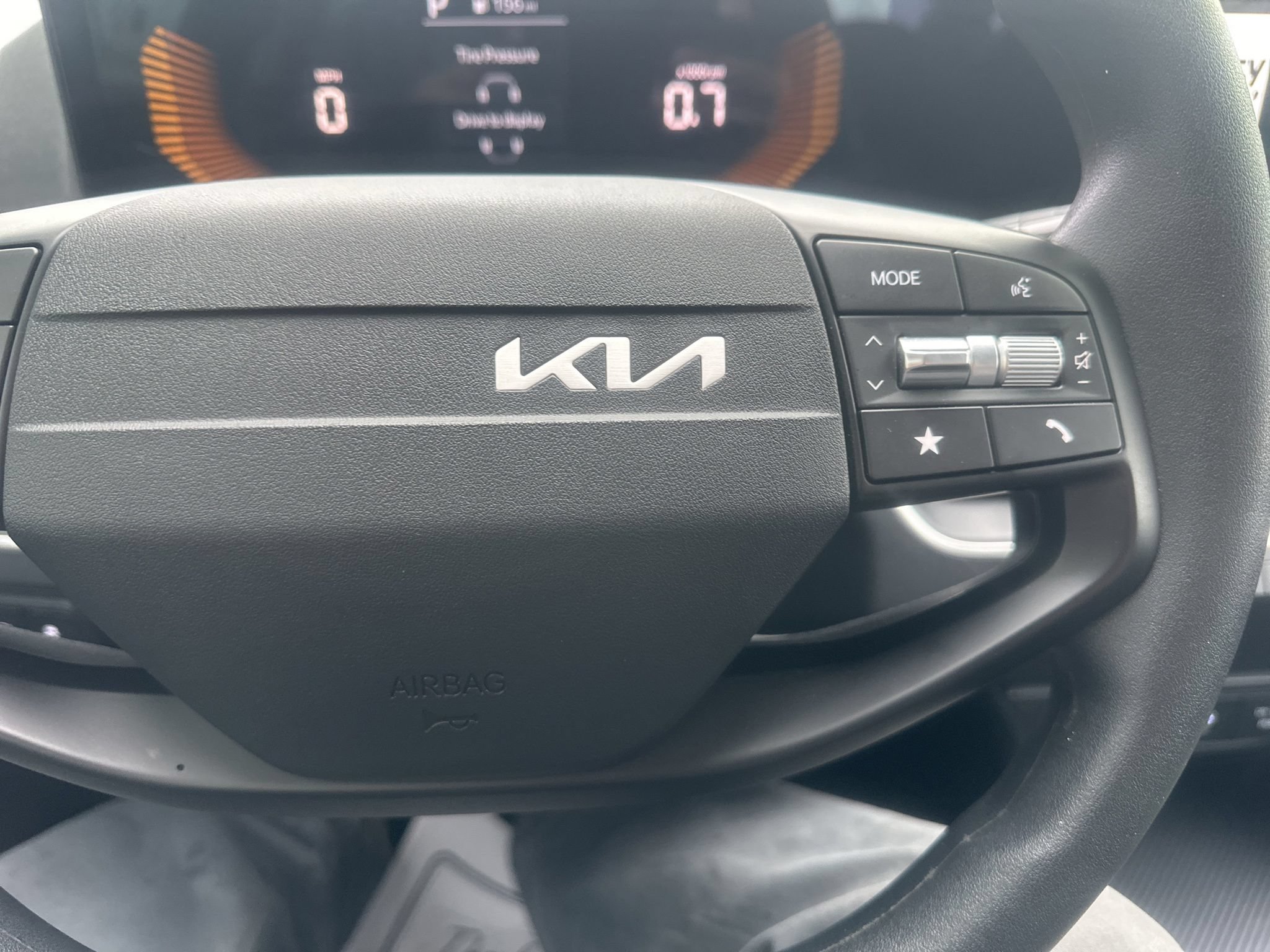 Used 2025 Kia K4 FWD image 21