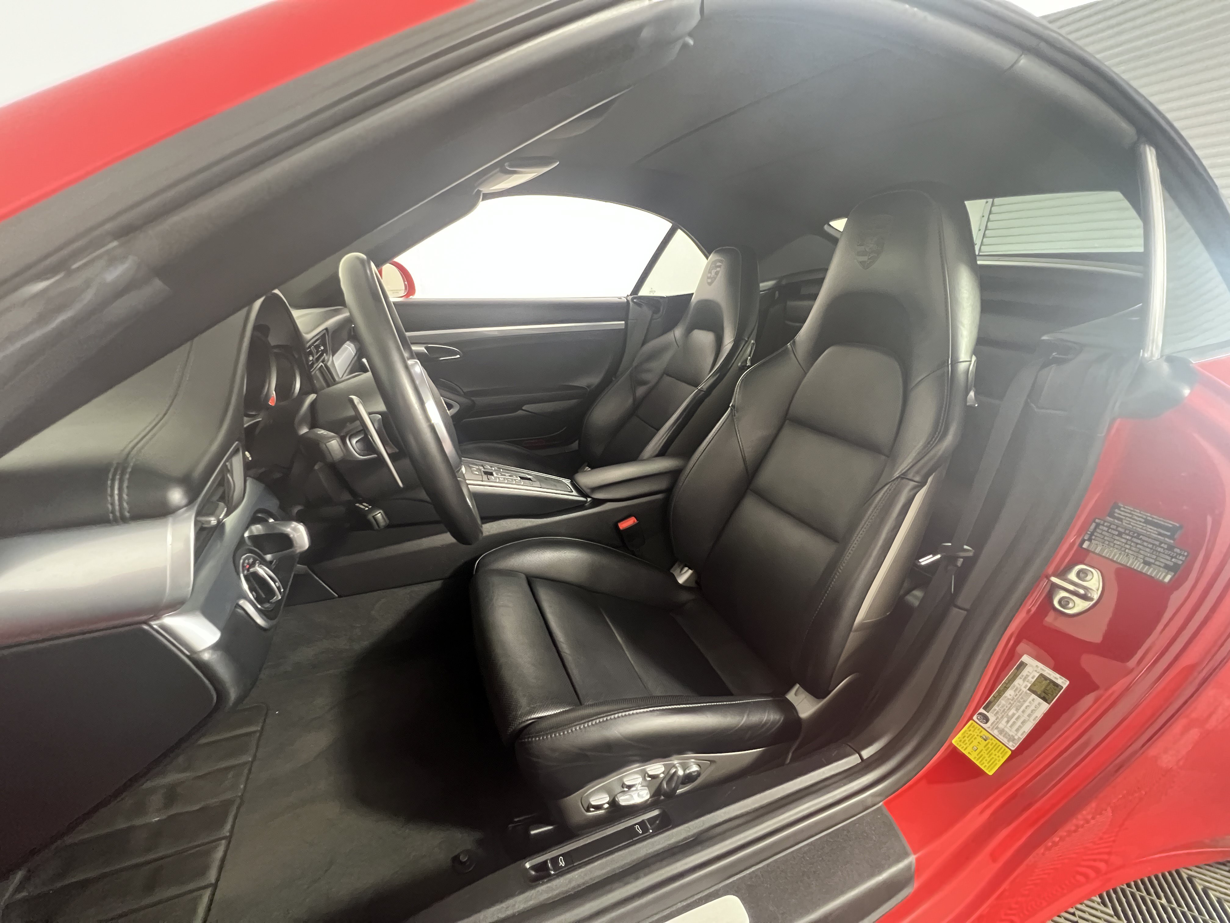 Certified 2015 Porsche 911 4 Cabriolet AWD/4WD image 5
