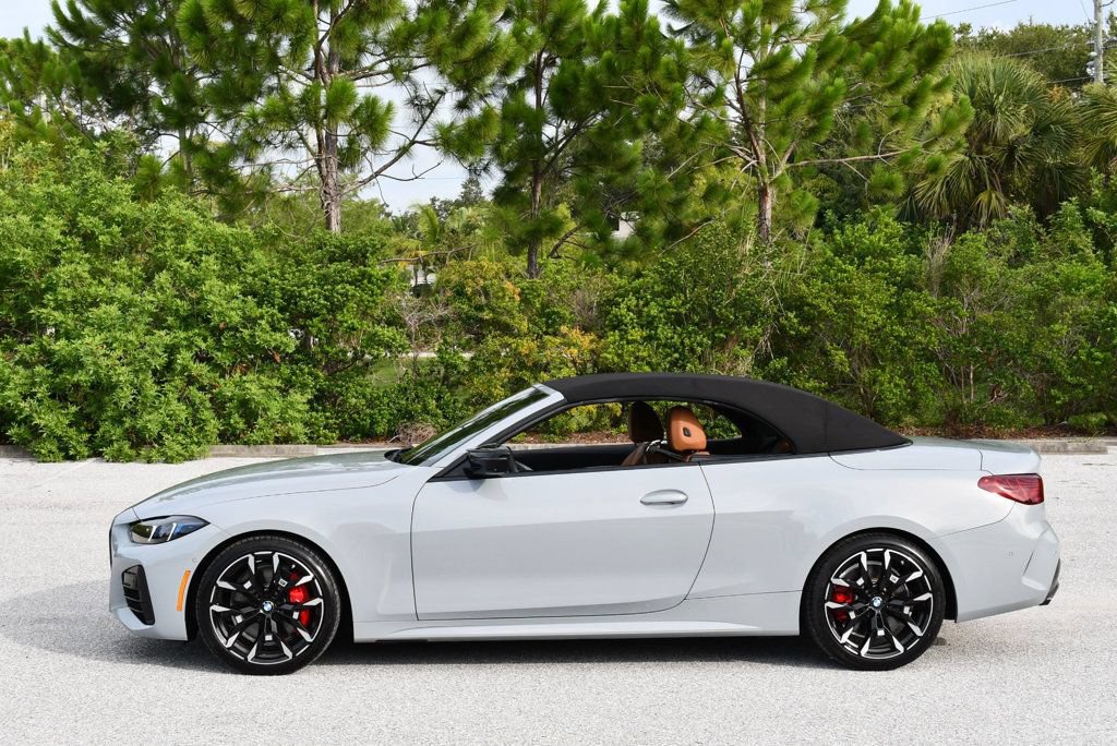 Used 2026 BMW M440i Convertible w/ Premium Package RWD image 39