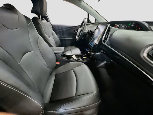 Used 2022 Toyota Prius Prime XLE FWD image 28