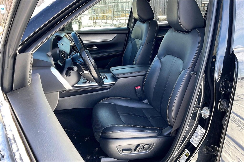 Certified 2024 MAZDA CX-90 3.3 Turbo w/ Premium Package image 25