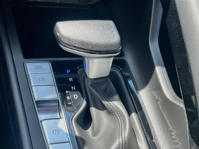 New 2026 Hyundai Elantra Hybrid FWD image 19