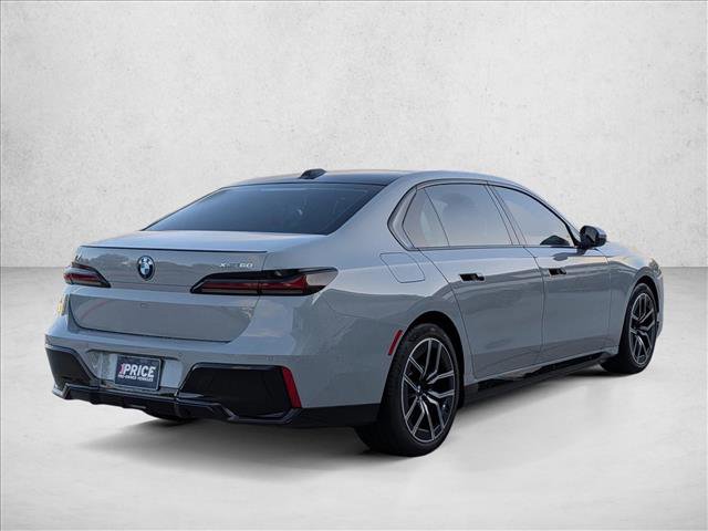 Used 2024 BMW i7 xDrive60 w/ Executive Package AWD/4WD image 5