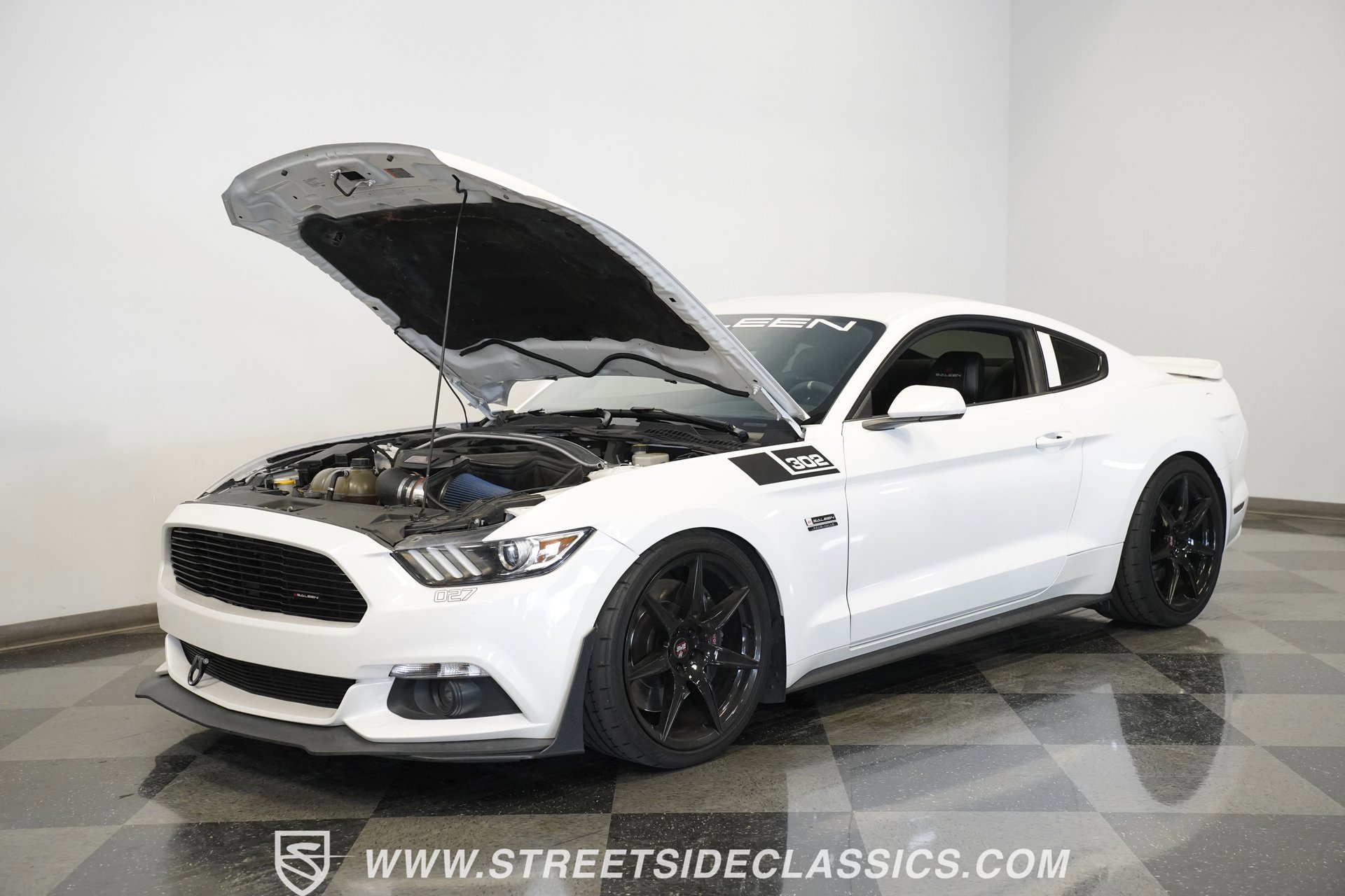 Used 2017 Ford Mustang GT image 18