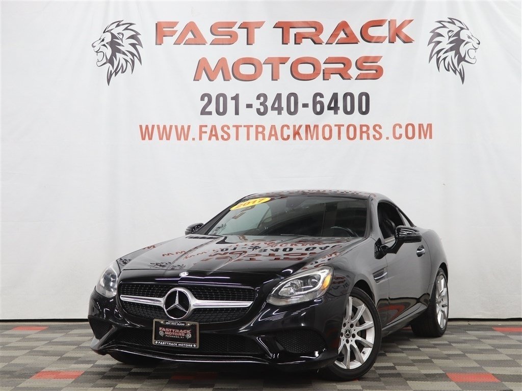 Used 2017 Mercedes-Benz SLC 300 image 1