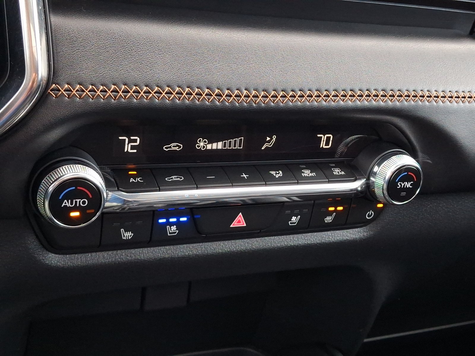 Certified 2025 MAZDA CX-50 AWD 2.5 S w/ Weather Package image 18