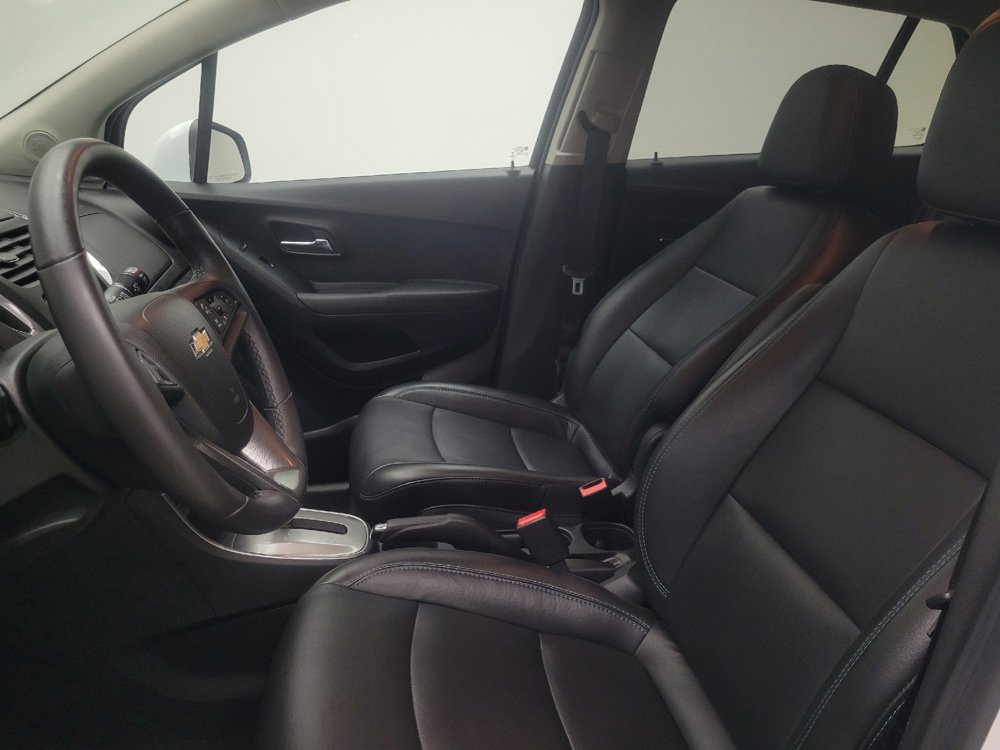Used 2015 Chevrolet Trax LTZ FWD image 17