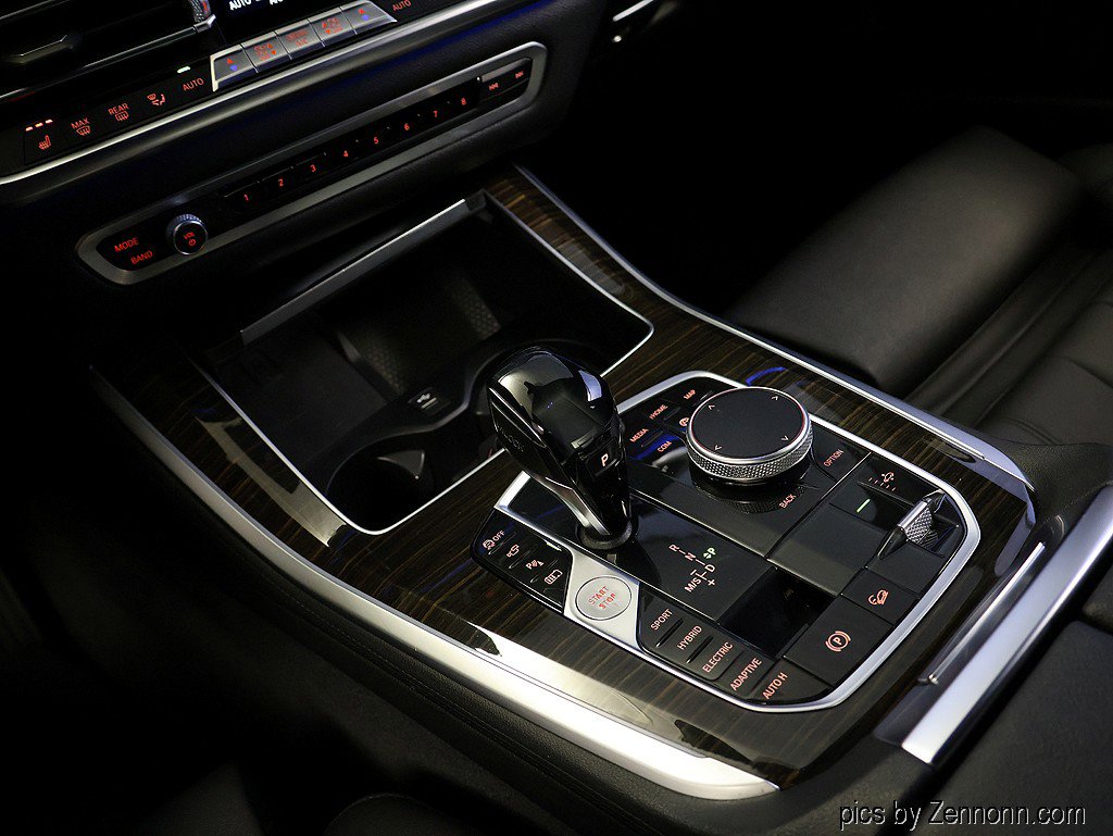 Used 2021 BMW X5 xDrive45e w/ Parking Assistance Package image 26