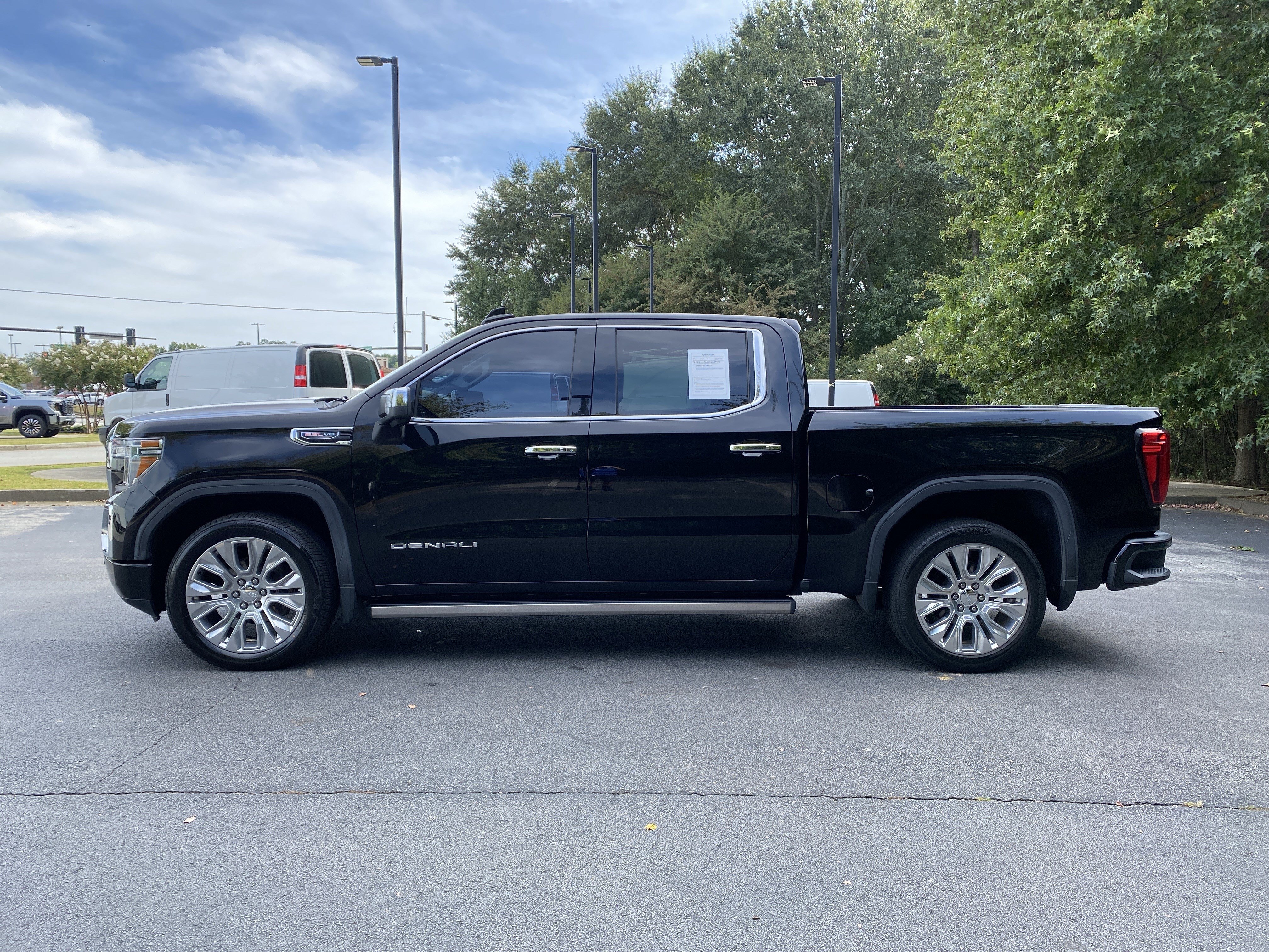 Used 2019 GMC Sierra 1500 Denali w/ Denali Ultimate Package AWD/4WD image 6