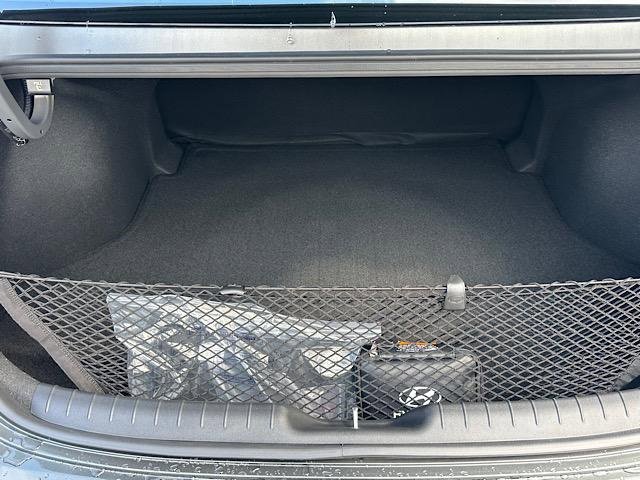 New 2025 Hyundai Elantra SEL image 6