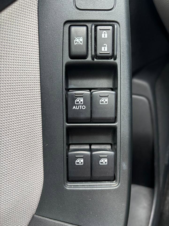 Used 2014 Subaru Forester 2.5i Premium w/ All-Weather Package image 18