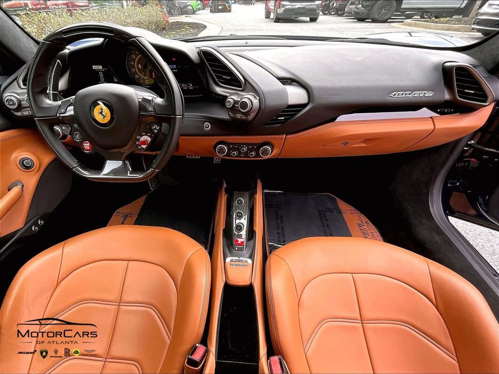 Used 2018 Ferrari 488 GTB image 13