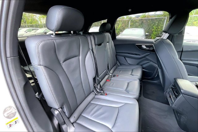 Certified 2026 Audi Q7 3.0T Premium w/ Convenience Plus Package AWD/4WD image 27
