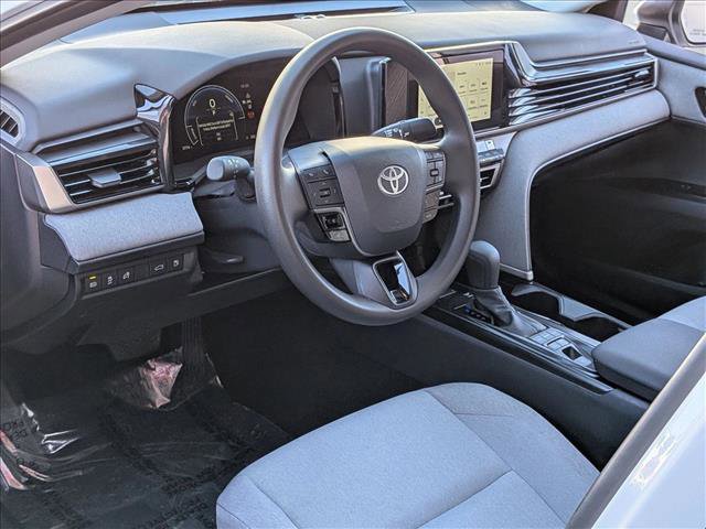 Used 2025 Toyota Camry LE image 10