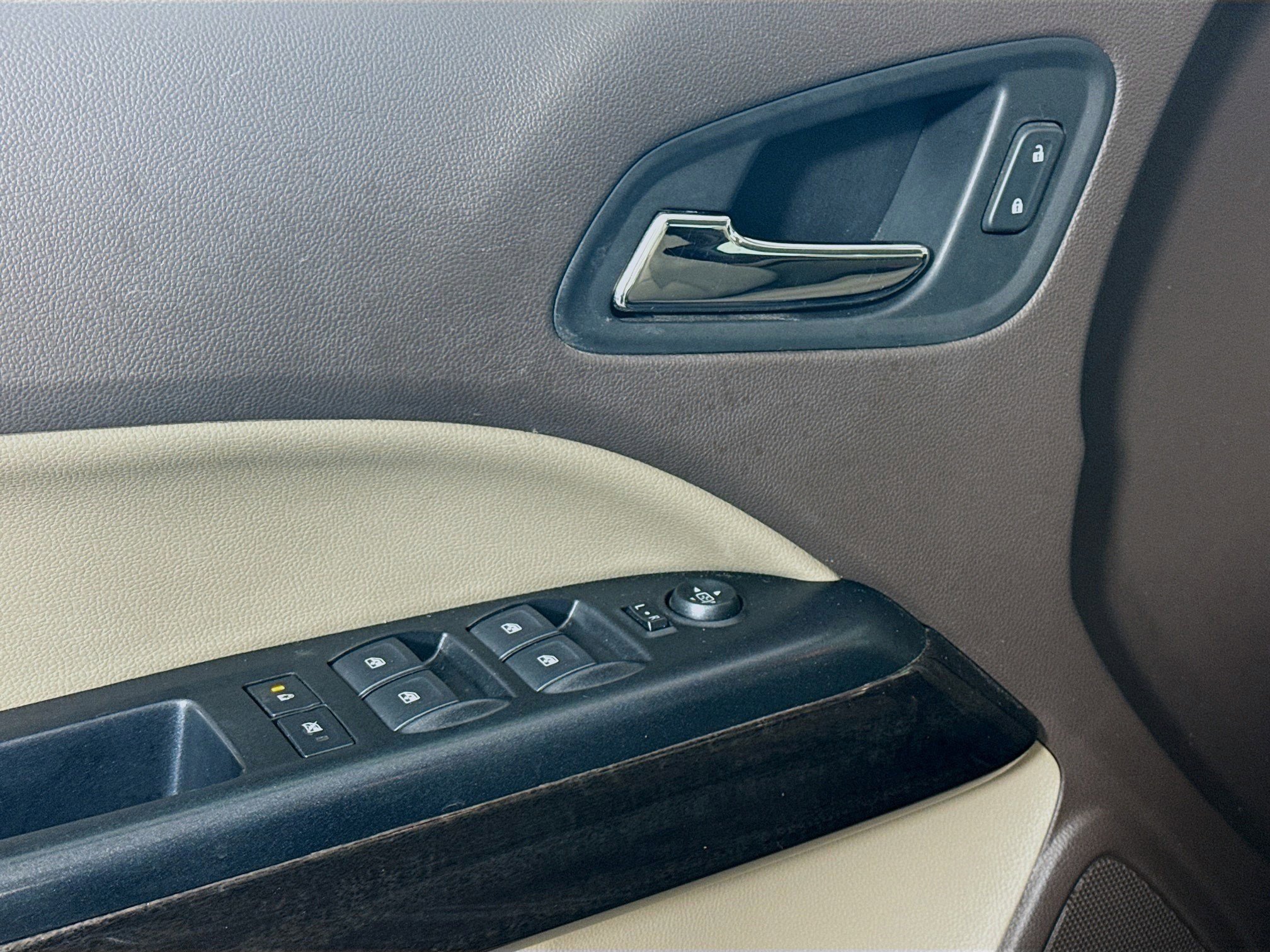 Used 2020 GMC Canyon SLE w/ SLE Convenience Package image 24