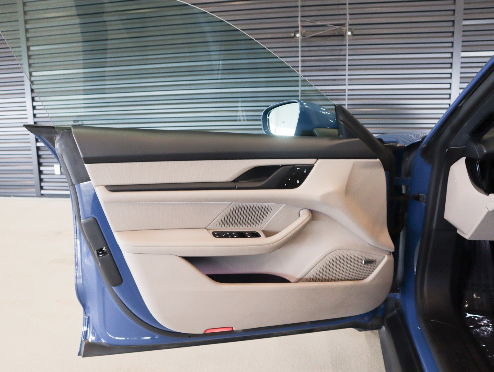 Certified 2024 Porsche Taycan image 22