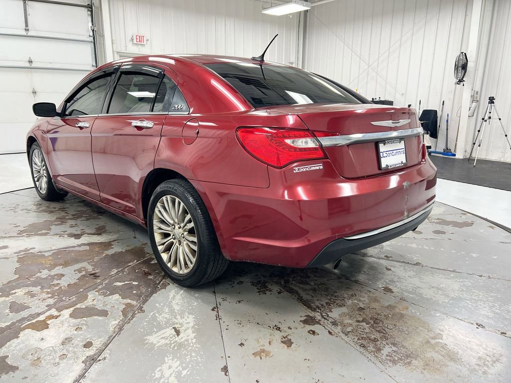 Used 2013 Chrysler 200 Limited w/ Sun/Sound Group FWD image 12