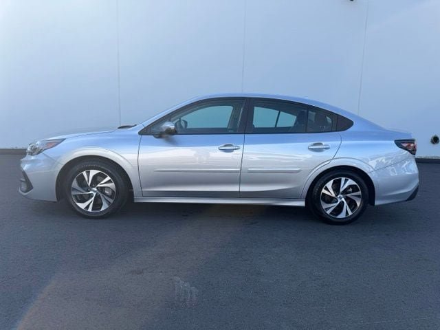 Certified 2025 Subaru Legacy Premium AWD/4WD image 10