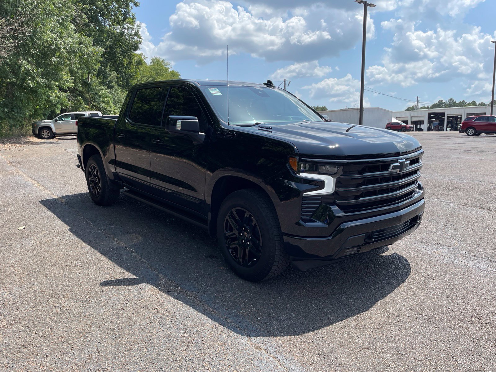 Used 2026 Chevrolet Silverado 1500 High Country w/ Midnight Edition AWD/4WD image 9