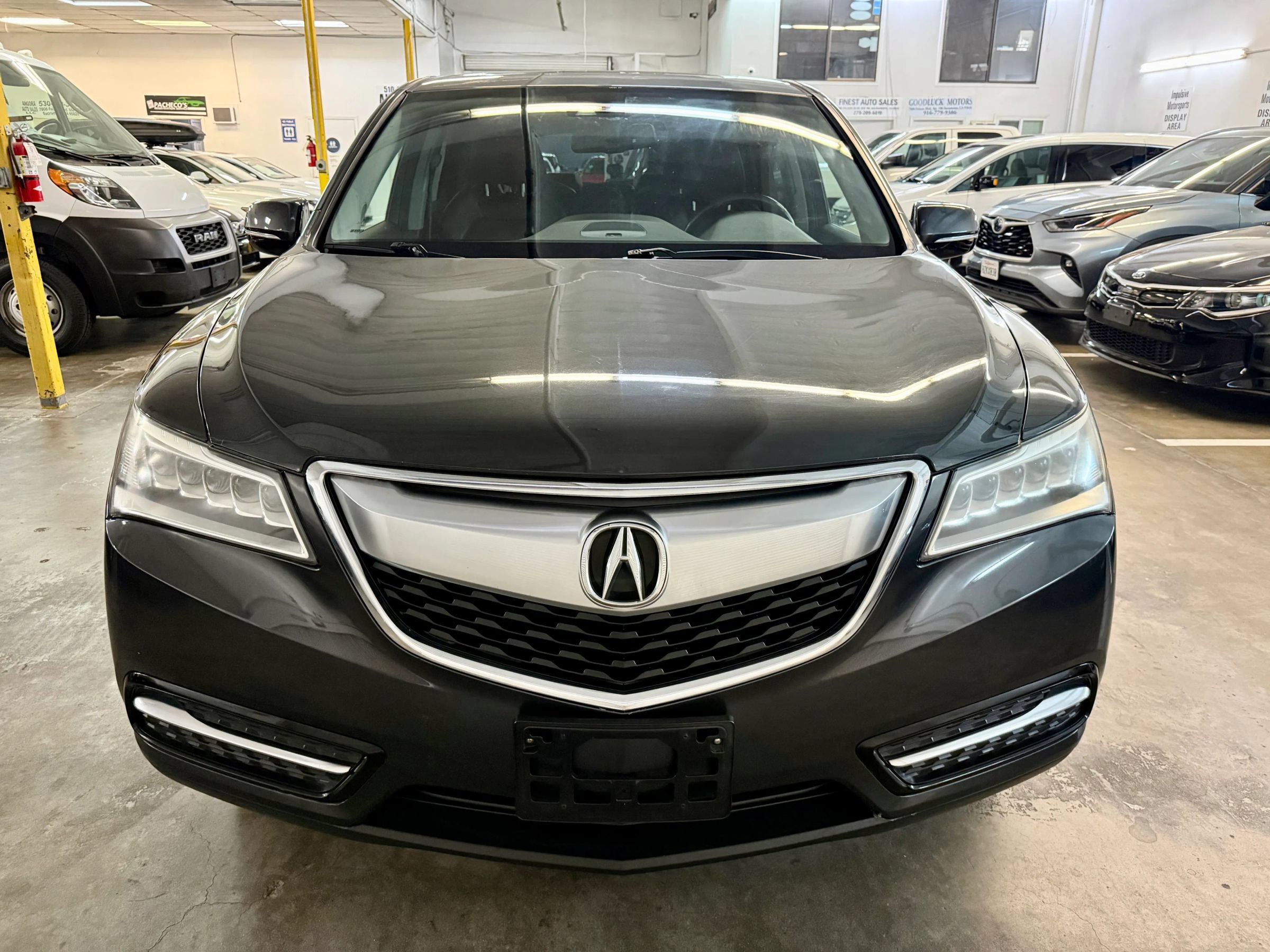 Used 2014 Acura MDX w/ Technology Package FWD image 2