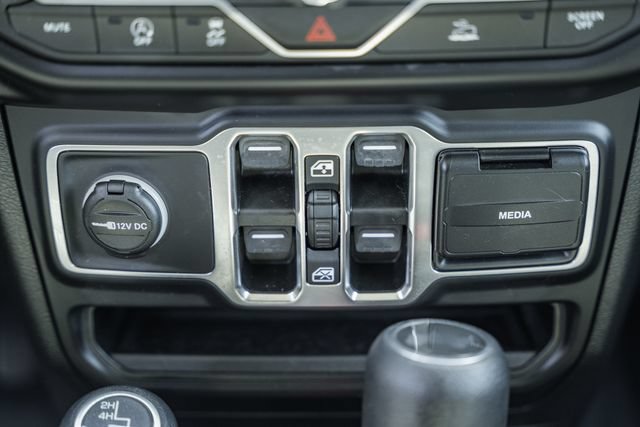 Used 2021 Jeep Wrangler Unlimited Sport AWD/4WD image 19