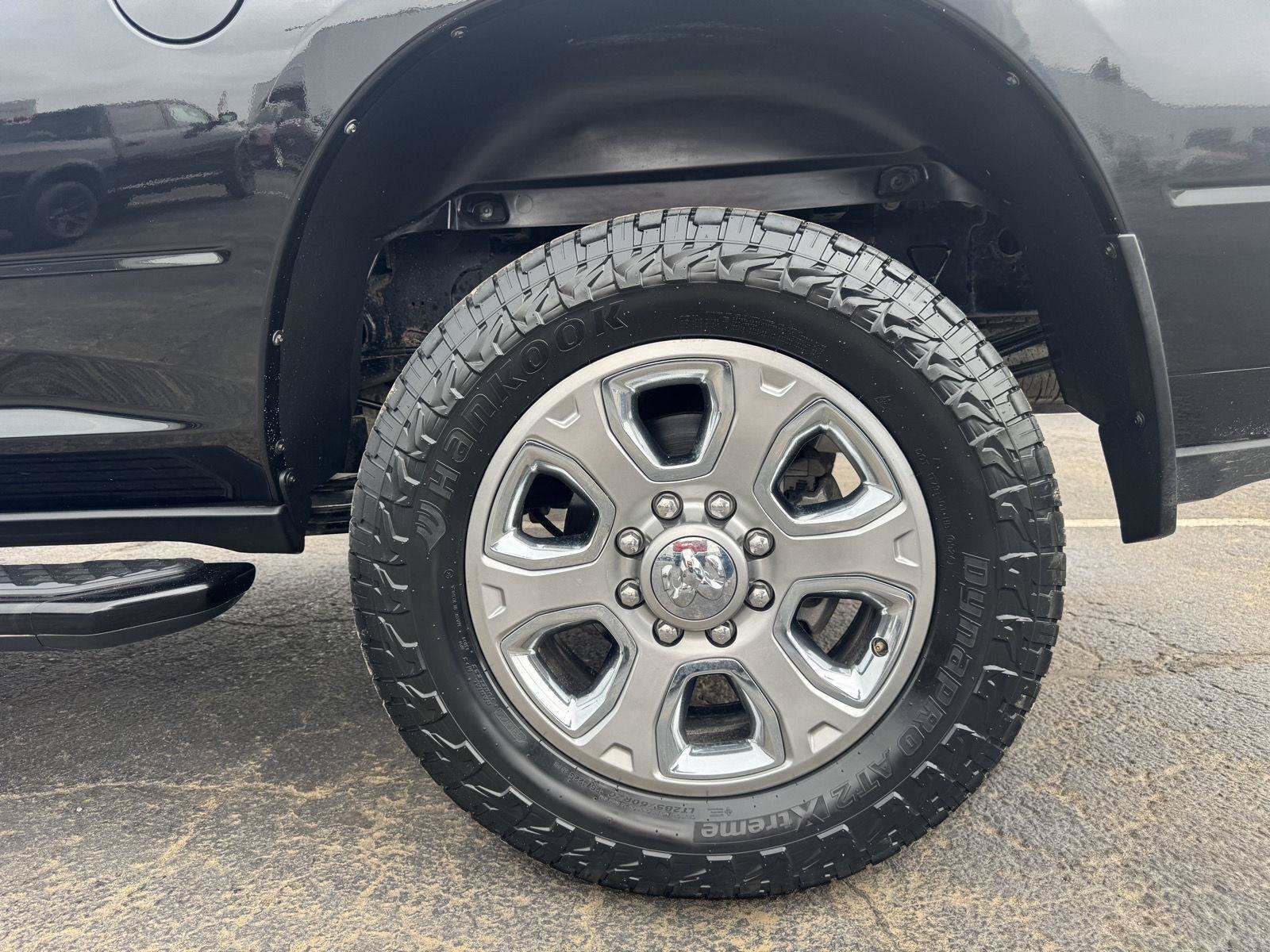 Used 2023 RAM 3500 Laramie AWD/4WD image 11