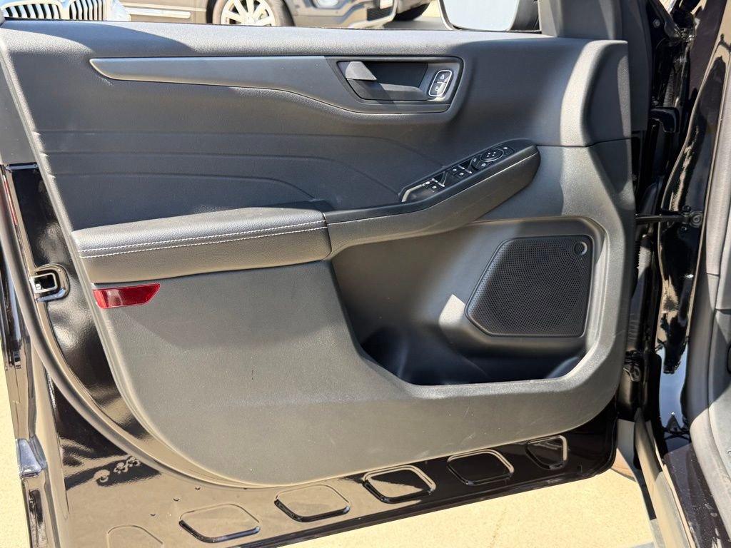 New 2025 Ford Escape Active FWD image 20
