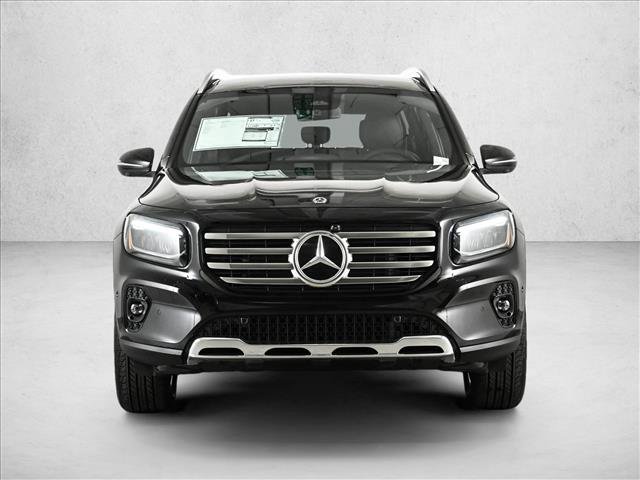 New 2026 Mercedes-Benz GLB 250 4MATIC image 2