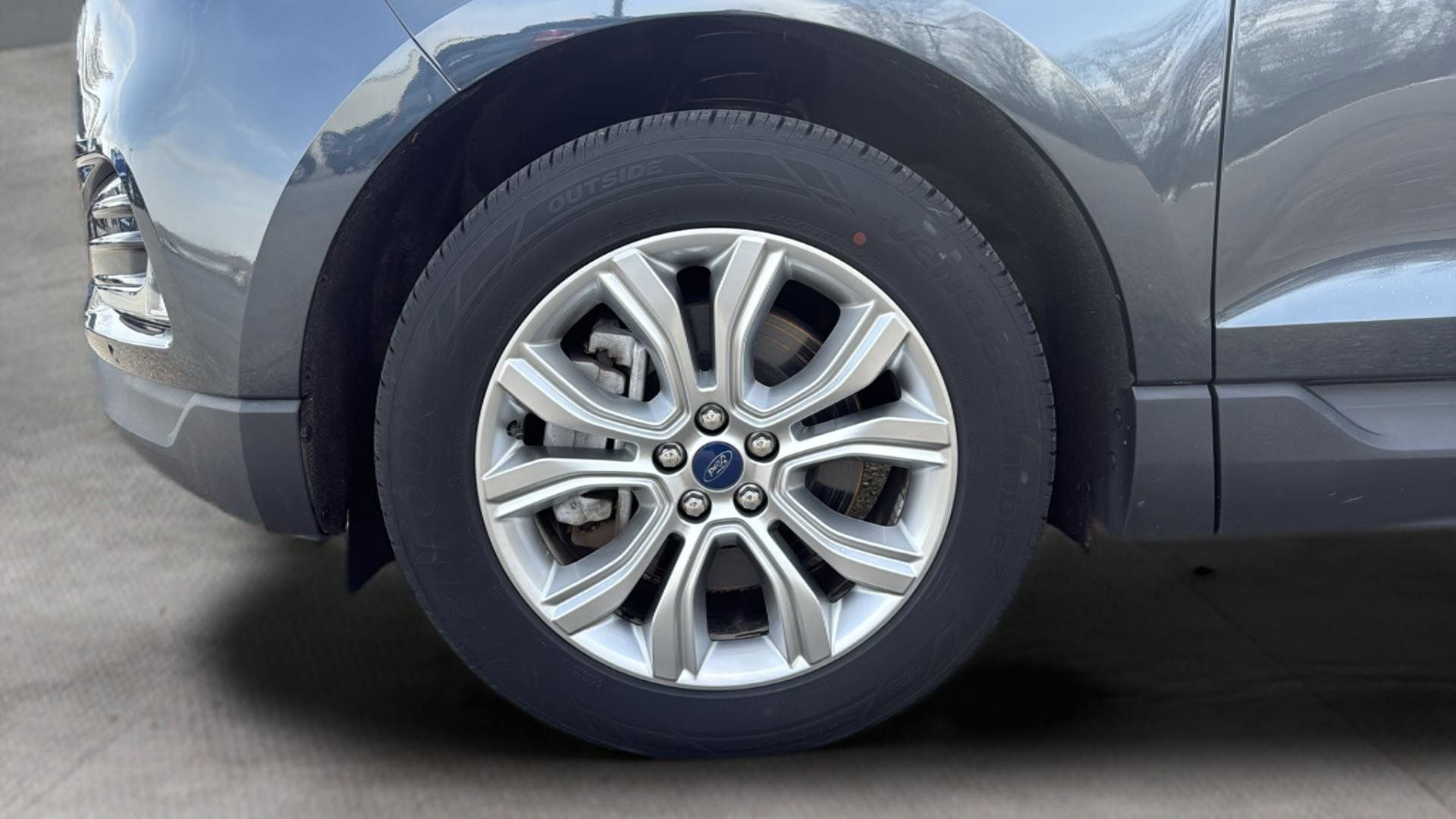 Certified 2022 Ford Edge Titanium image 22