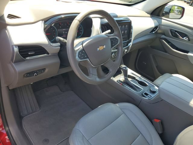 Certified 2020 Chevrolet Traverse Premier w/ LPO, Cargo Package FWD image 20