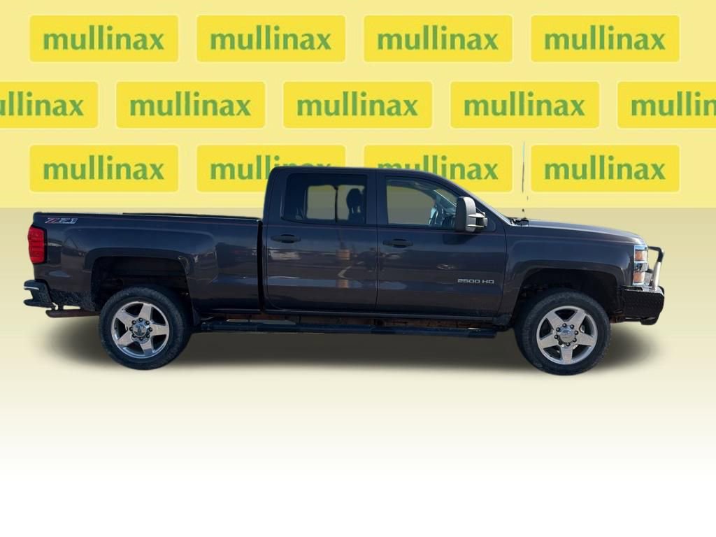 Used 2015 Chevrolet Silverado 2500 LT AWD/4WD image 11
