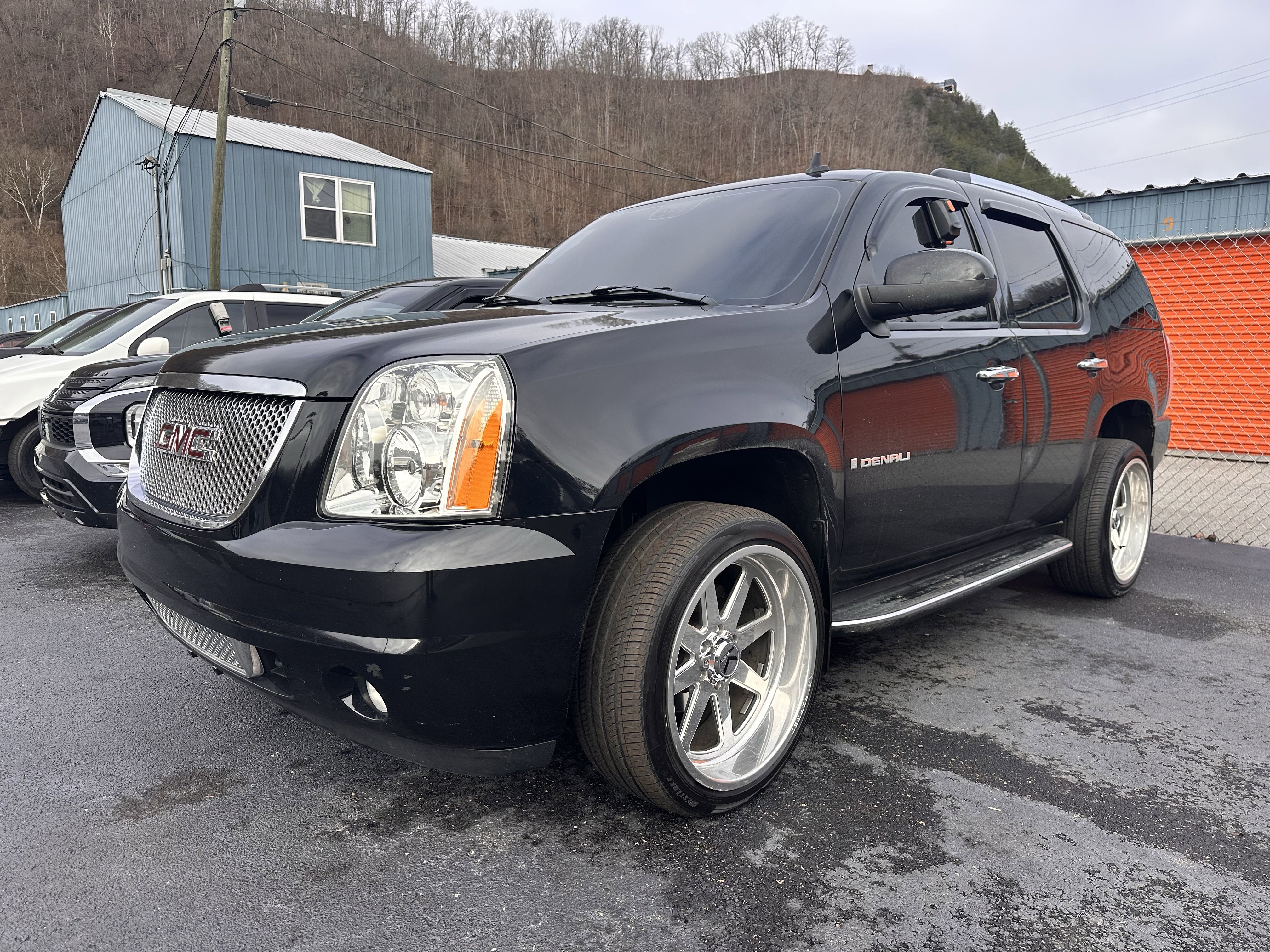 Used 2007 GMC Yukon Denali image 6