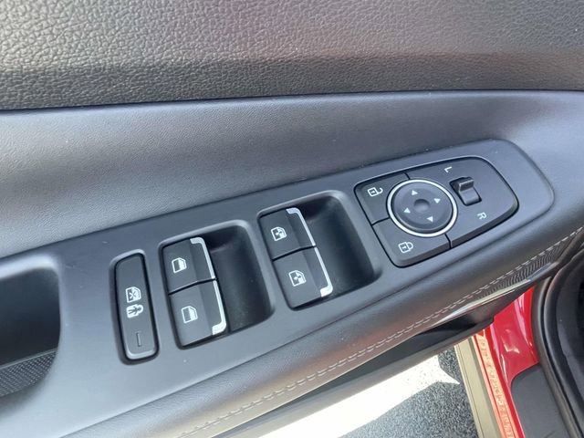 Used 2023 Hyundai Santa Fe SEL w/ Premium Package FWD image 17