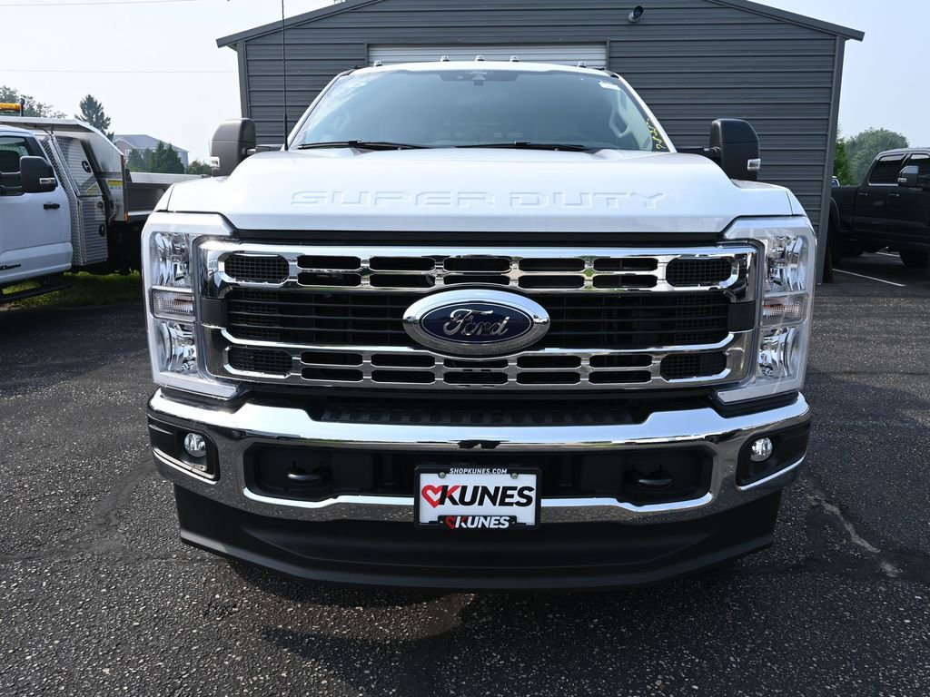 New 2025 Ford F350 XL w/ XL Chrome Package image 14