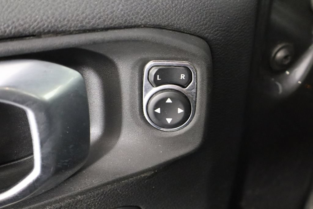 Used 2022 Jeep Gladiator Rubicon w/ LED Lighting Group AWD/4WD image 20