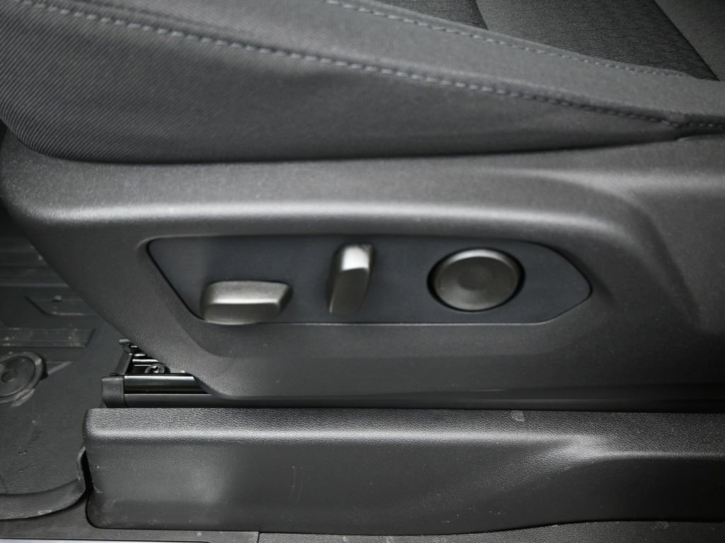 New 2026 GMC Sierra 3500 SLE w/ SLE Value Package image 10