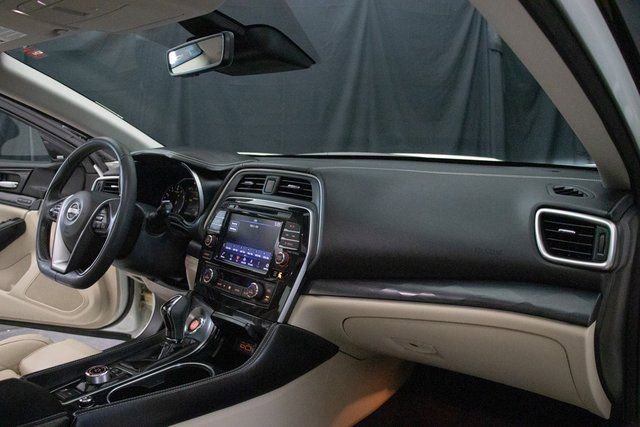 Used 2023 Nissan Maxima Platinum image 15