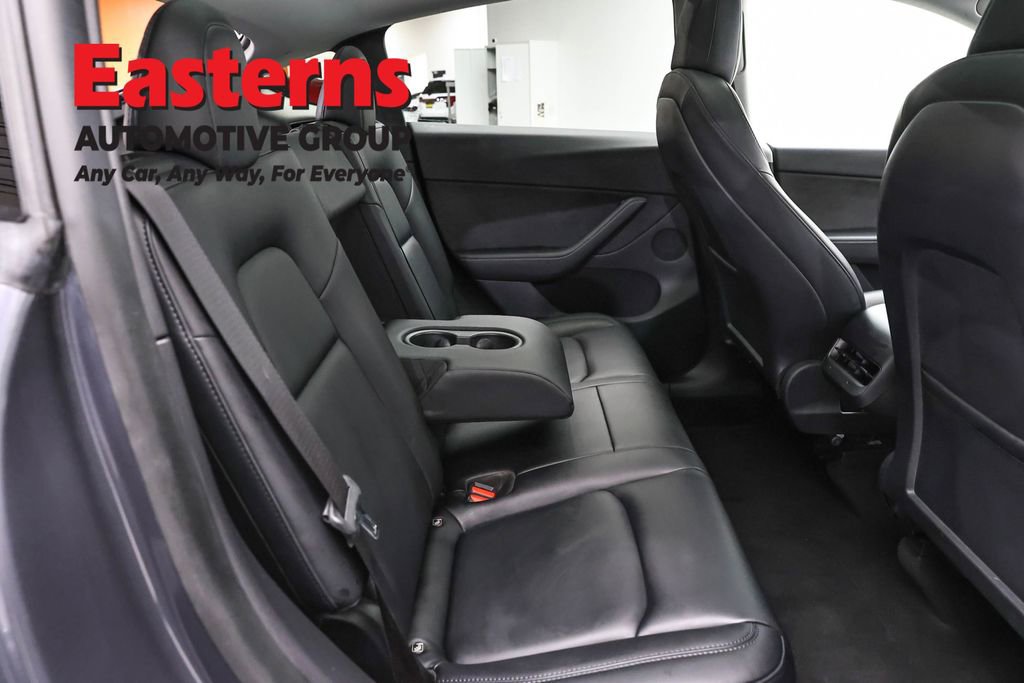 Used 2021 Tesla Model Y Performance image 17