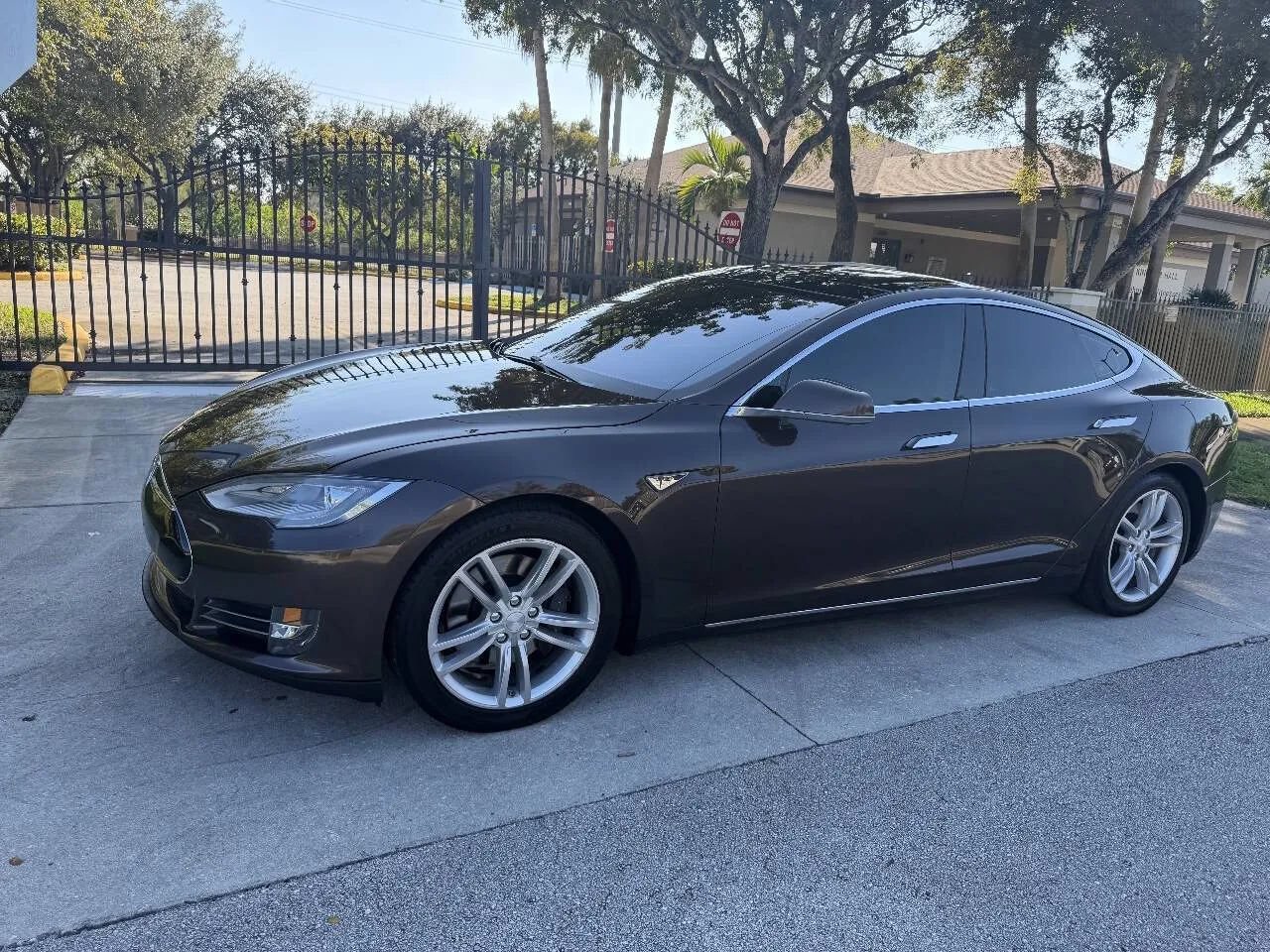 Used 2013 Tesla Model S